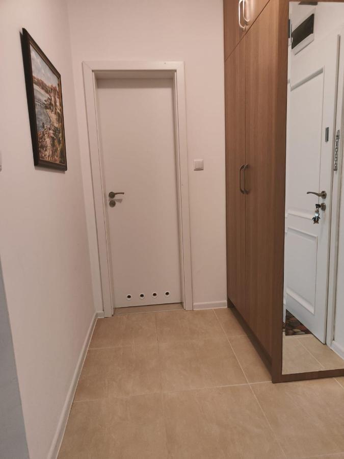 Studio Aivasovskij Park - Meters Away From Beach Pomorie Exterior photo