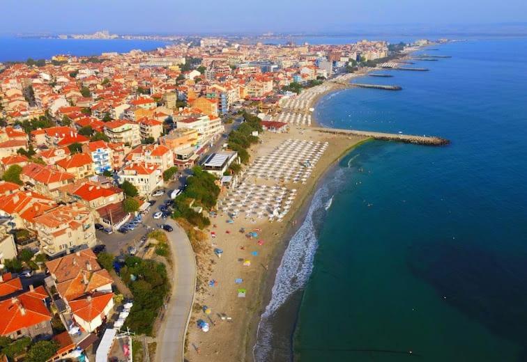 Studio Aivasovskij Park - Meters Away From Beach Pomorie Exterior photo